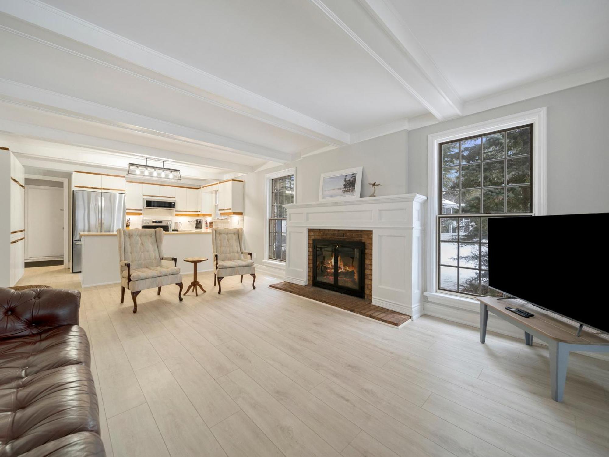 The Captains House Holiday home Orillia